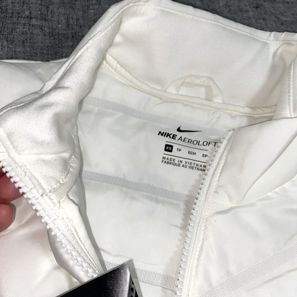 Aeroloft lightweight Nike vest - Picture 3 of 3